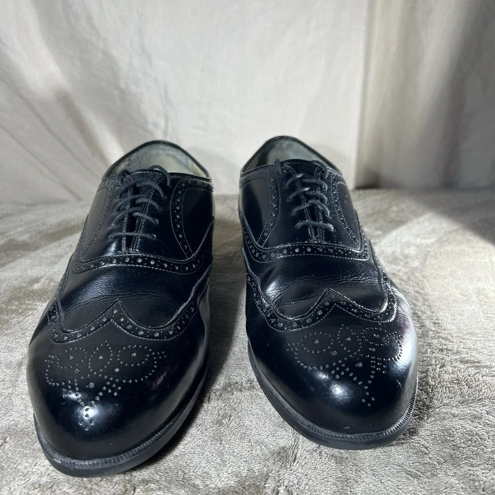 Florsheim Black Leather Wingtip Oxford Dress Shoes - Men's Size 10.5 E (Wide)